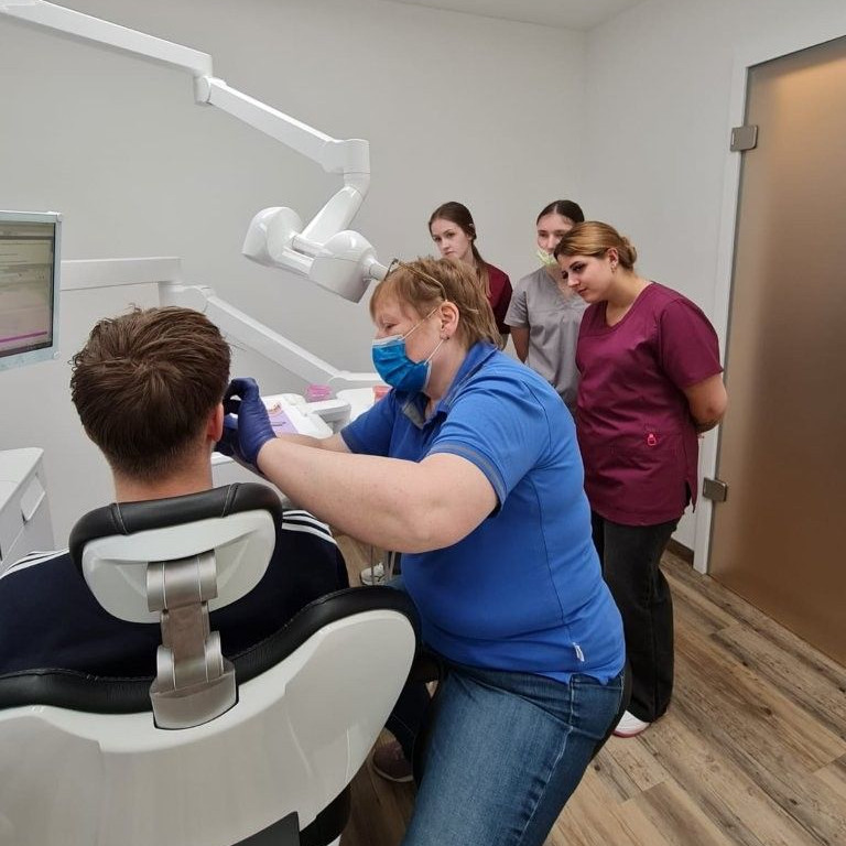 „Fit für die Prüfung“ – Praxishospitation in der ZAP