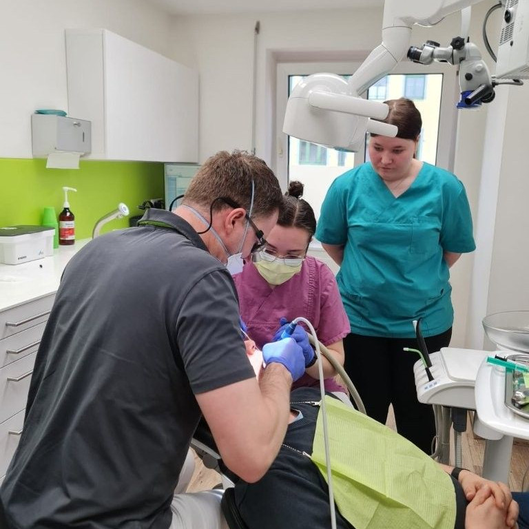 „Fit für die Prüfung“ – Praxishospitation in der ZAP