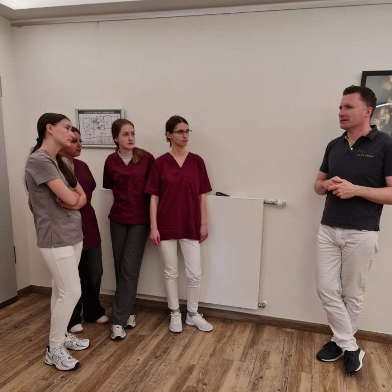 „Fit für die Prüfung“ – Praxishospitation in der ZAP