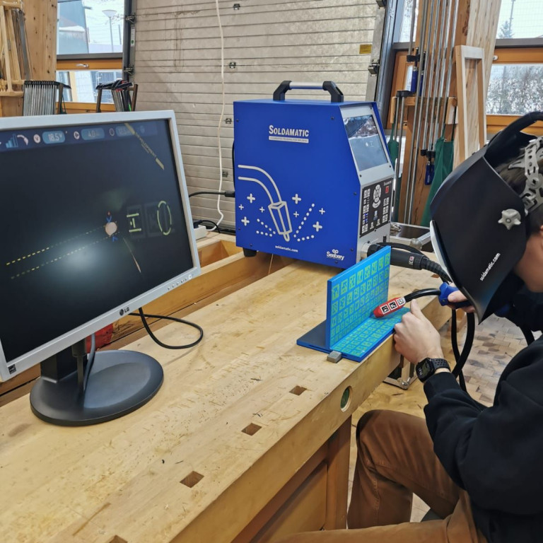 Handwerk neu gedacht - virtuell schweißen, real lernen