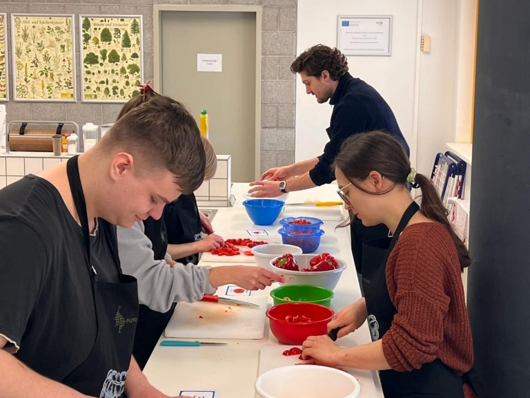 Gemeinsam innovative Schulen entdecken