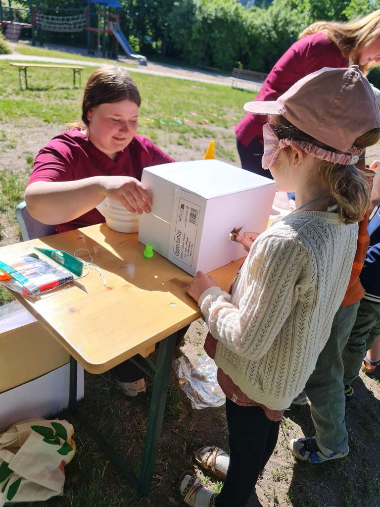 Projekt mit der ZFA 31 in der Kita "Haus Tiefwarensee" und "Haus Sonnenschein"