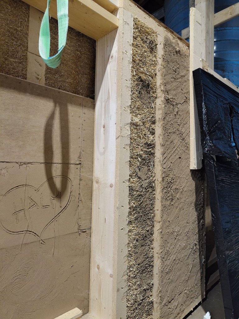 Stroh, Lehm und jede Menge Ideen – zu Besuch bei HALM